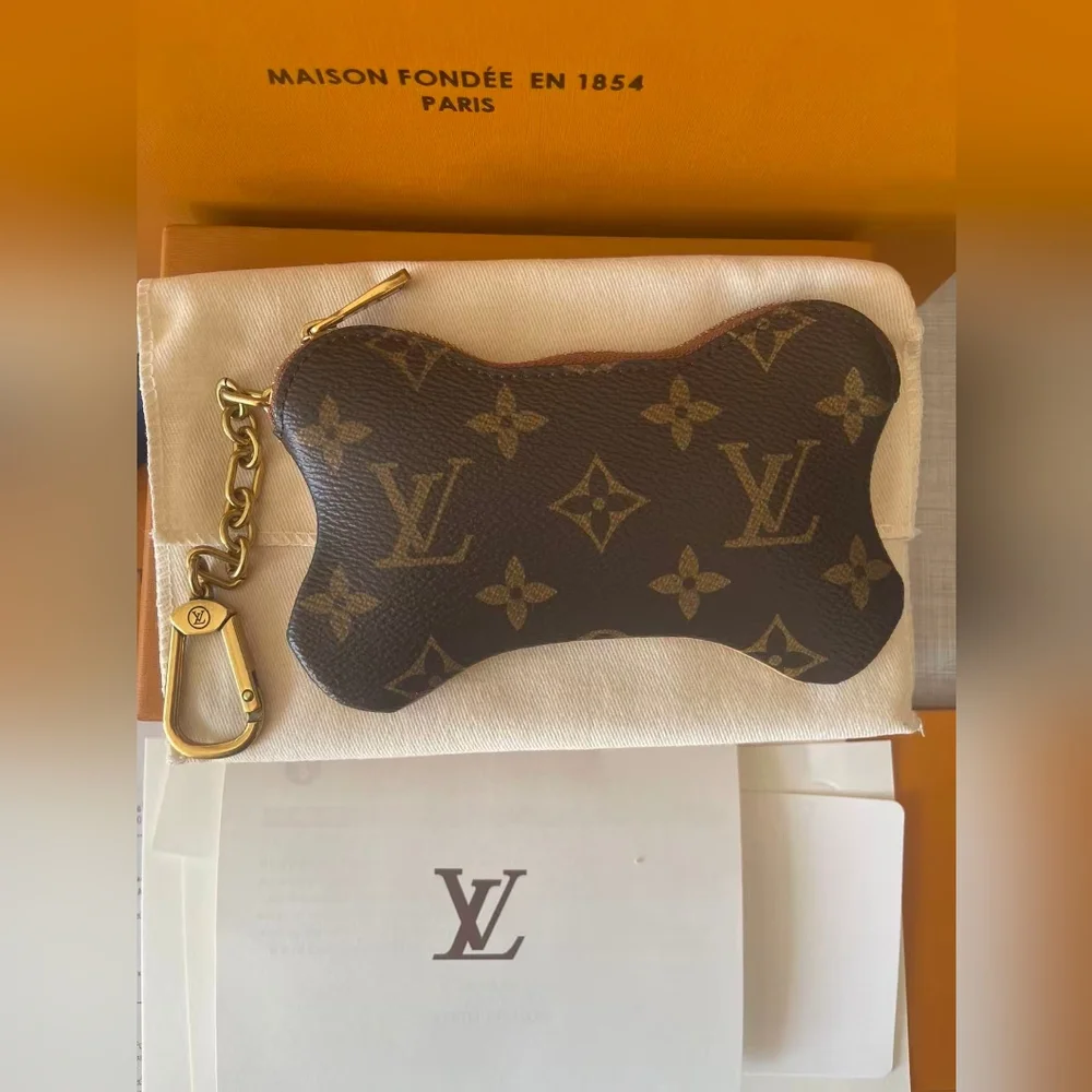 Louis Vuitton Monogram Bone Key Pouch Wallet Accessory Case Brown - Picture 2 of 9